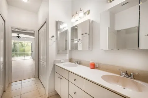 19129 Lake Audubon Drive Tampa FL 33647