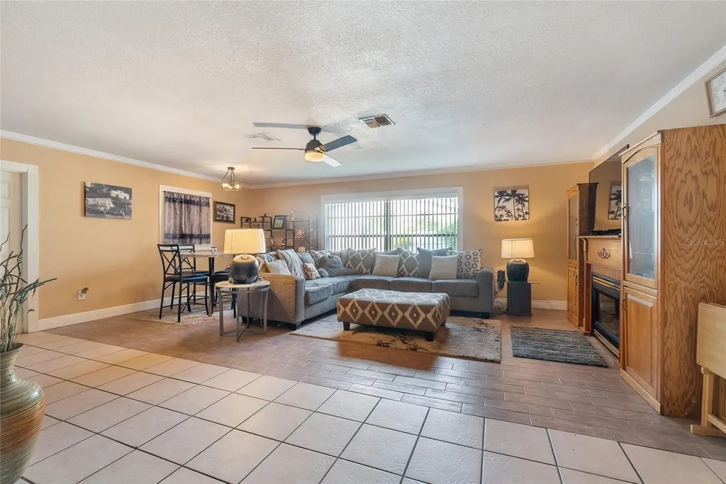 306 Grimes Drive Auburndale FL 33823