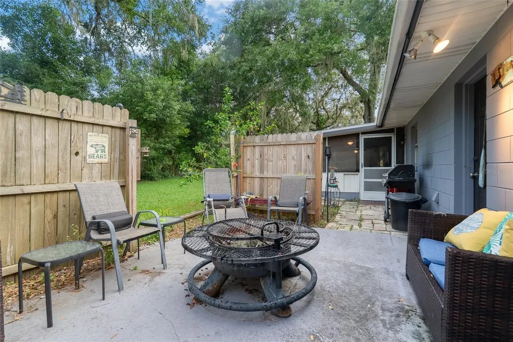 306 Grimes Drive Auburndale FL 33823