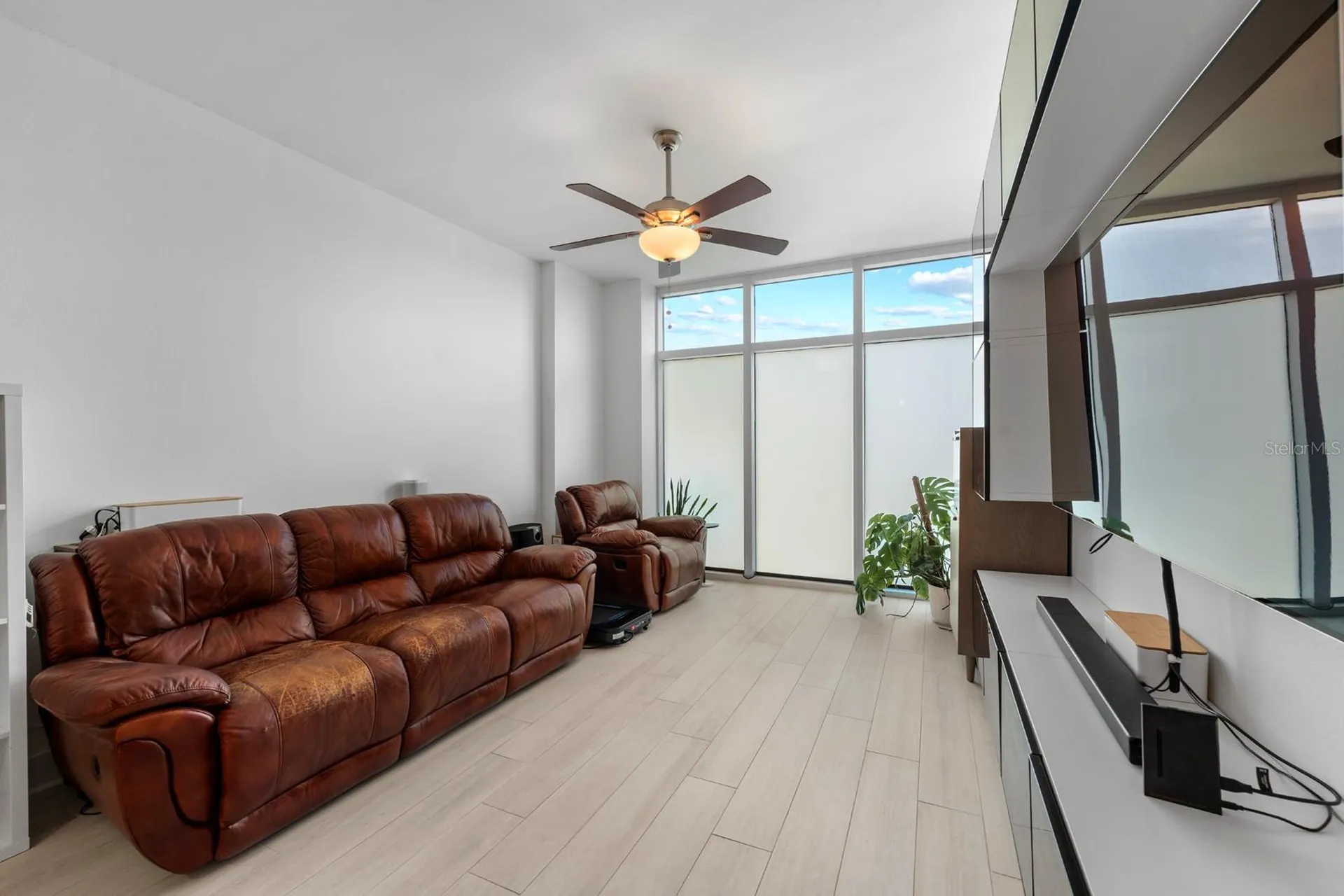 1208 E Kennedy Boulevard Tampa FL 33602