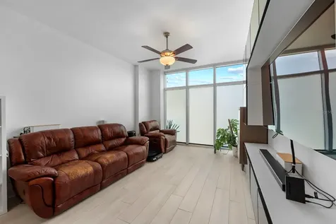 1208 E Kennedy Boulevard Tampa FL 33602