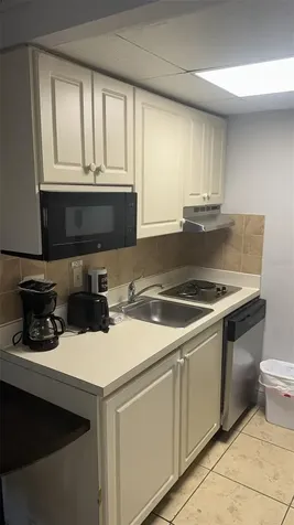 6165 Carrier Drive Drive Orlando FL 32819