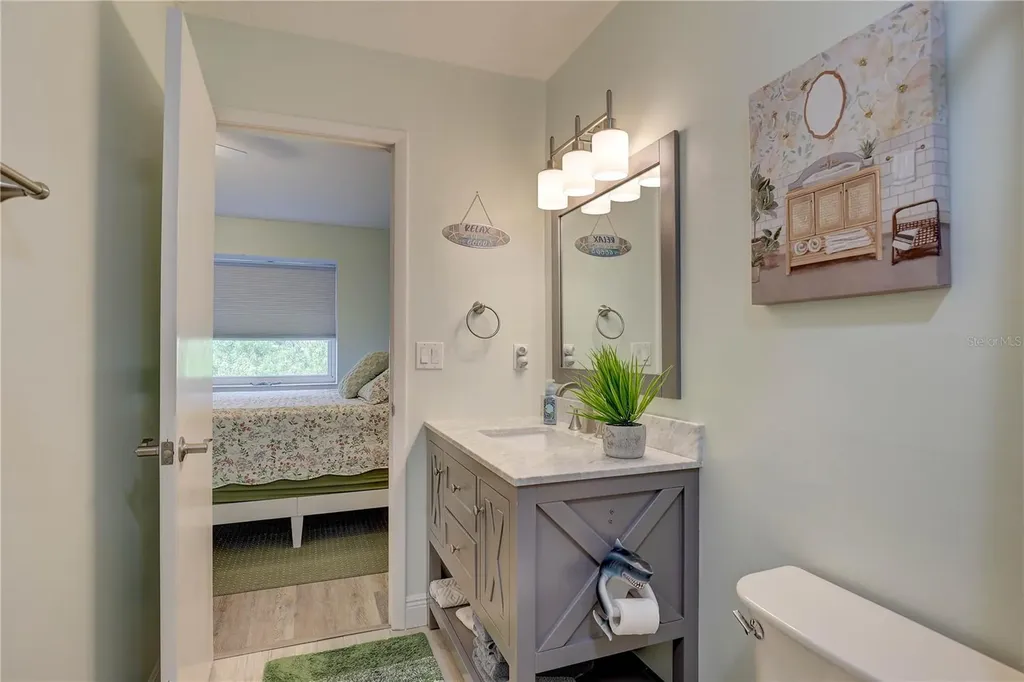 19201 Vista Lane Indian Shores FL 33785