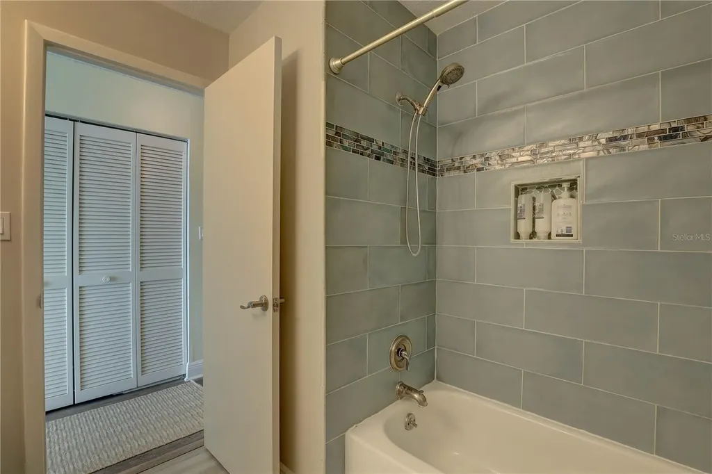 19201 Vista Lane Indian Shores FL 33785