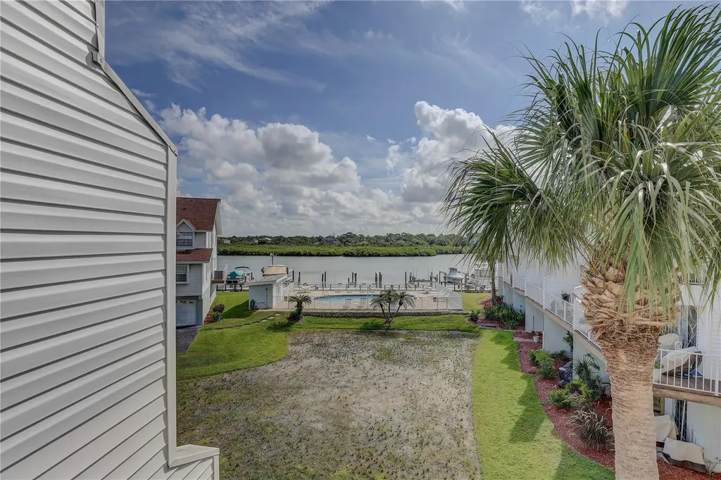 19201 Vista Lane Indian Shores FL 33785