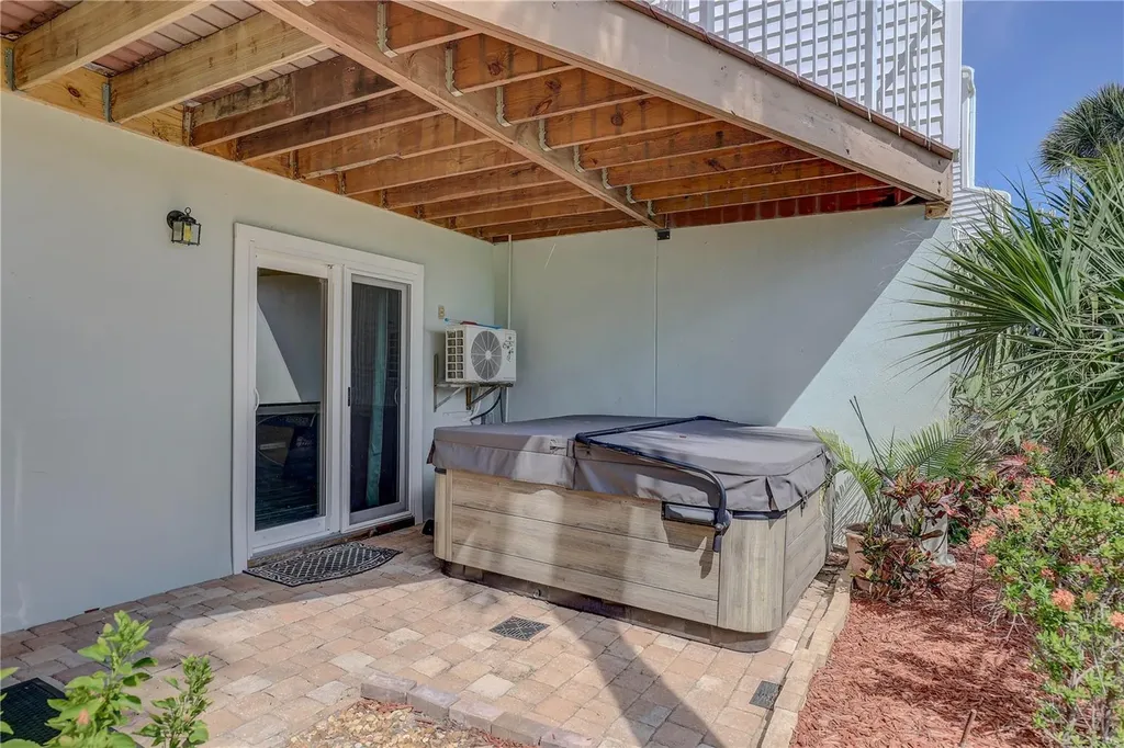 19201 Vista Lane Indian Shores FL 33785