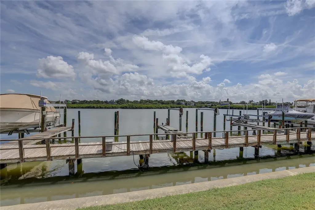 19201 Vista Lane Indian Shores FL 33785