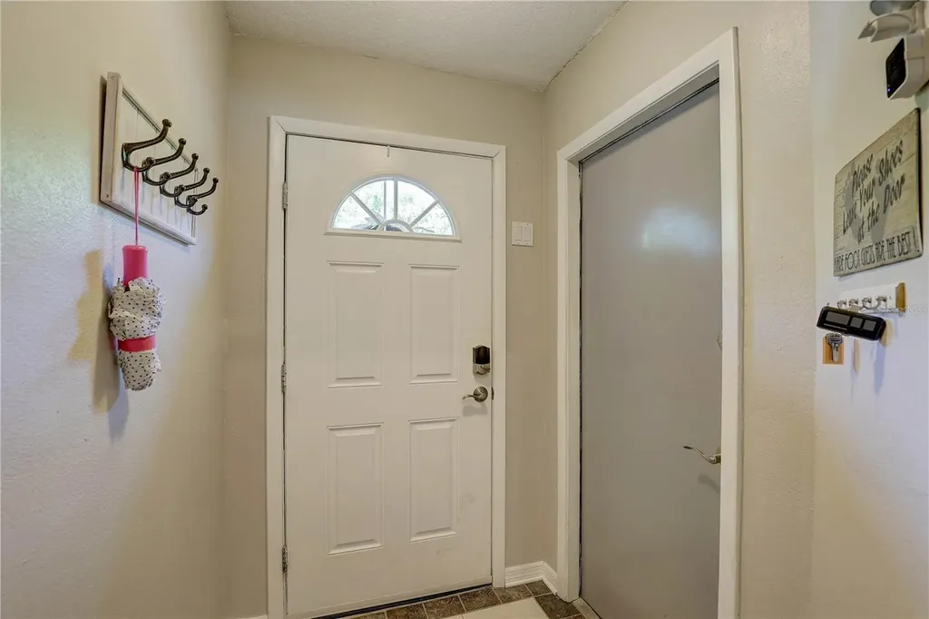 19201 Vista Lane Indian Shores FL 33785