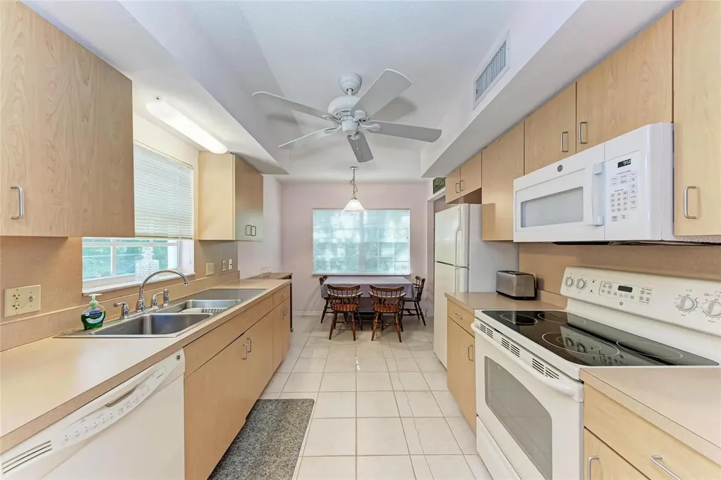 514 Howard Court Sarasota FL 34236