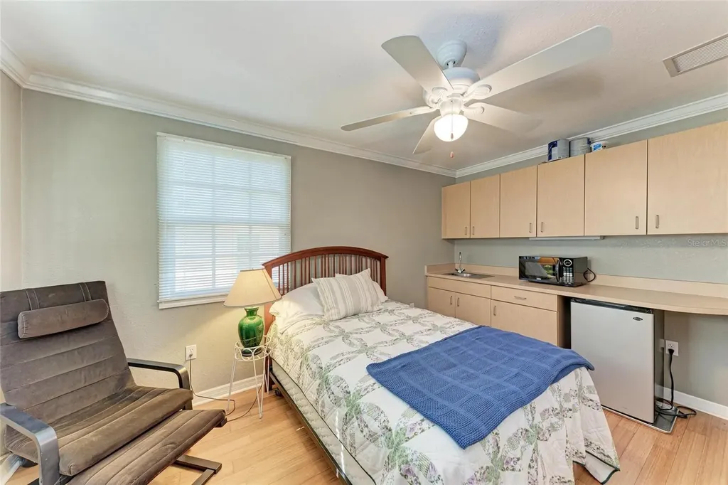 514 Howard Court Sarasota FL 34236