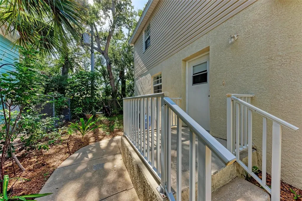 514 Howard Court Sarasota FL 34236