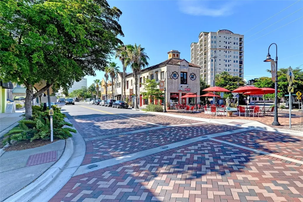 514 Howard Court Sarasota FL 34236