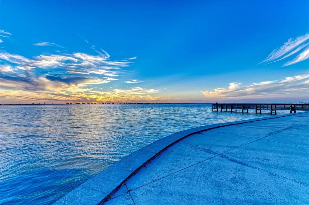 514 Howard Court Sarasota FL 34236