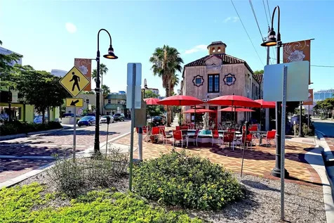 514 Howard Court Sarasota FL 34236