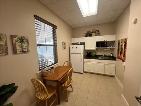 114 S Fremont Avenue Tampa FL 33606