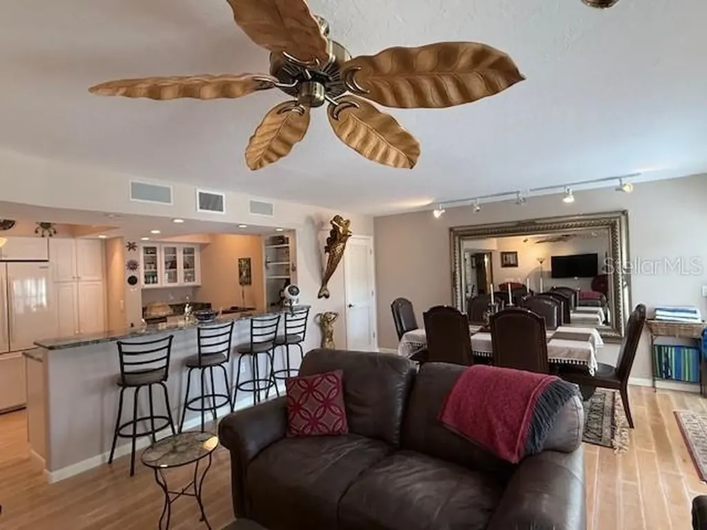 3806 Gulf Of Mexico Drive Longboat Key FL 34228