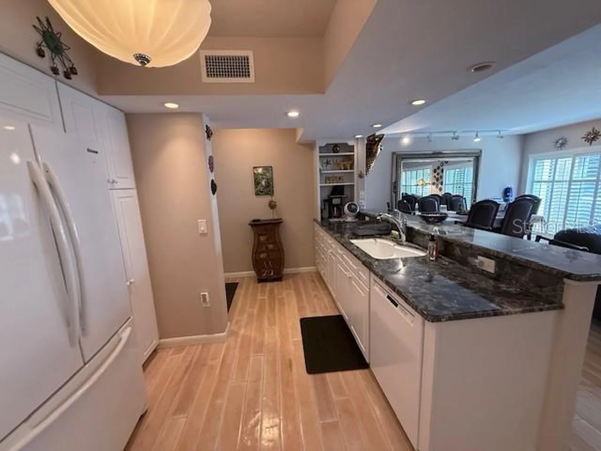 3806 Gulf Of Mexico Drive Longboat Key FL 34228