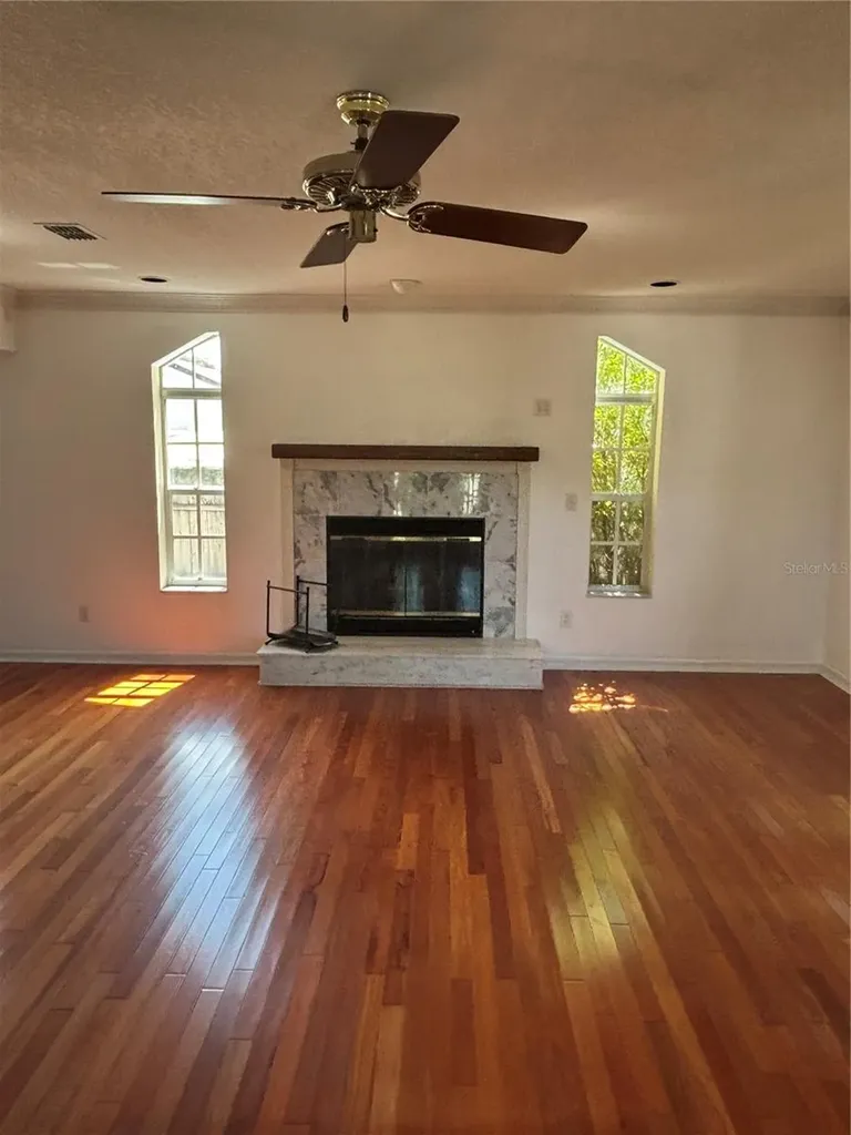 4964 44th Avenue N St Petersburg FL 33709