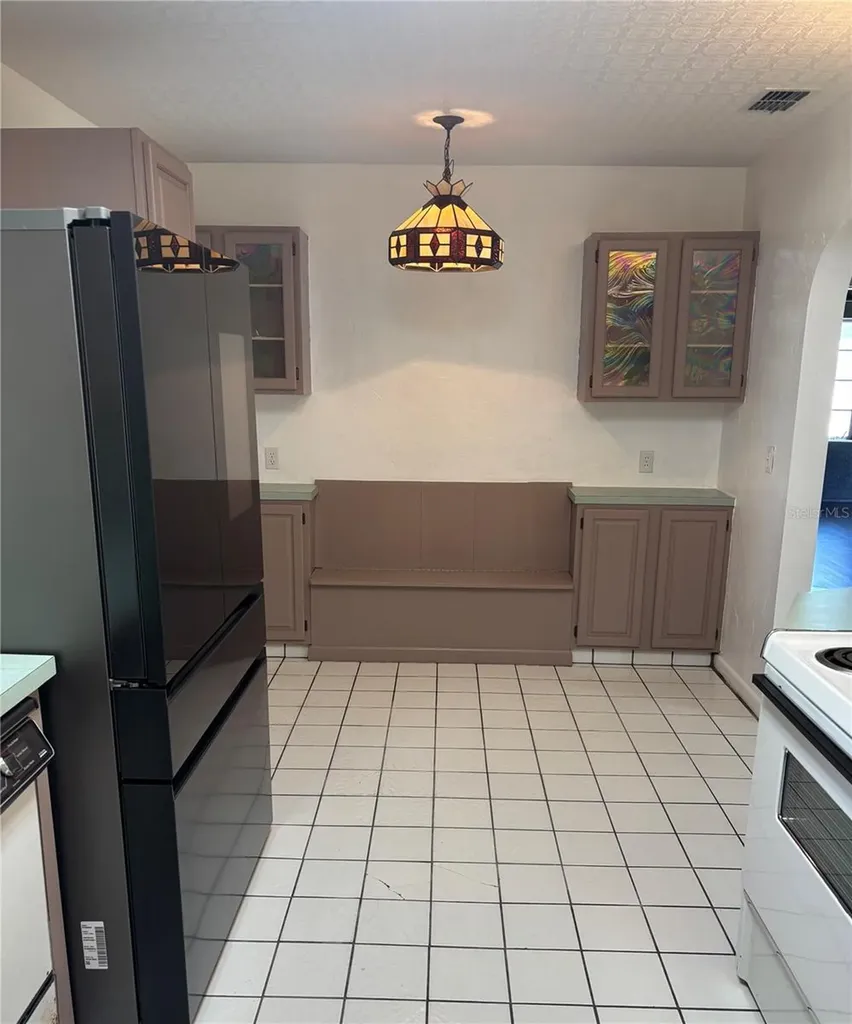 4964 44th Avenue N St Petersburg FL 33709