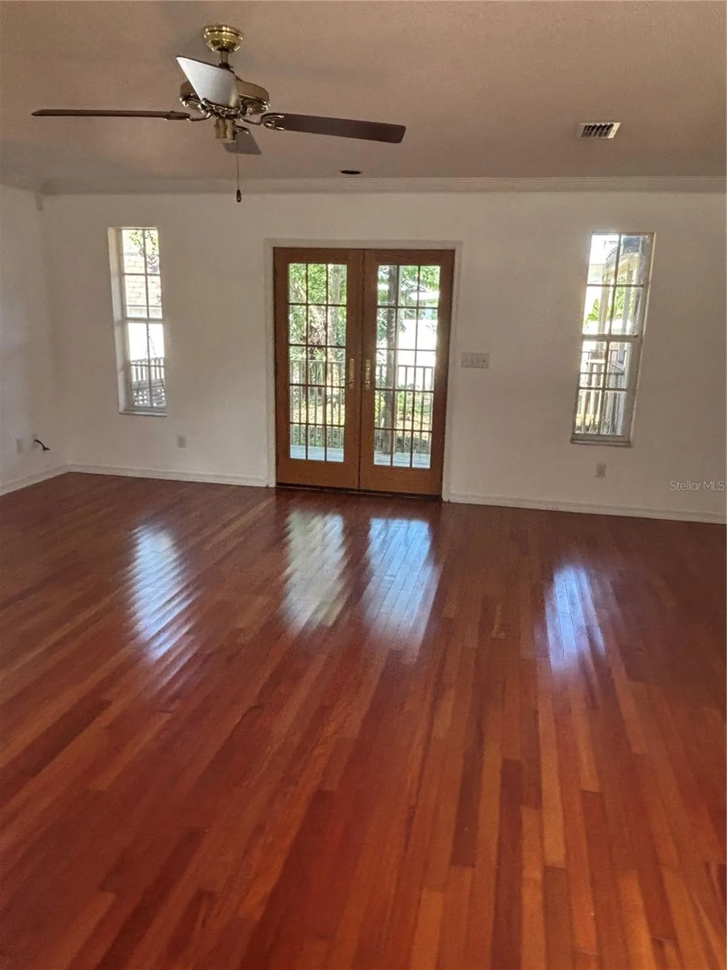 4964 44th Avenue N St Petersburg FL 33709