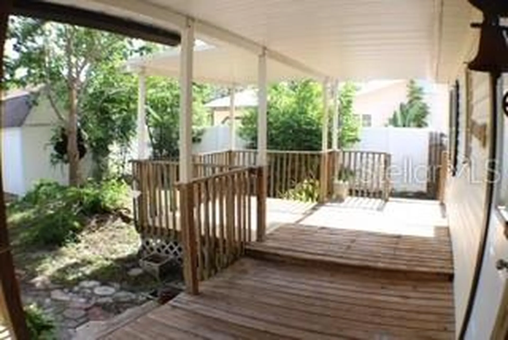 4964 44th Avenue N St Petersburg FL 33709
