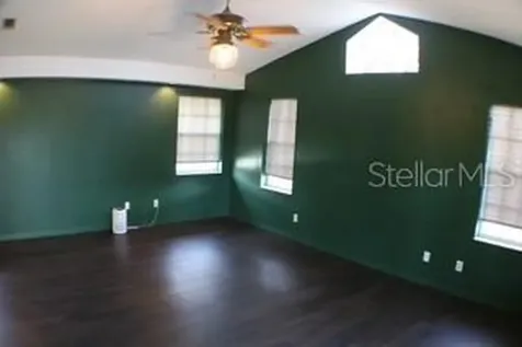 4964 44th Avenue N St Petersburg FL 33709