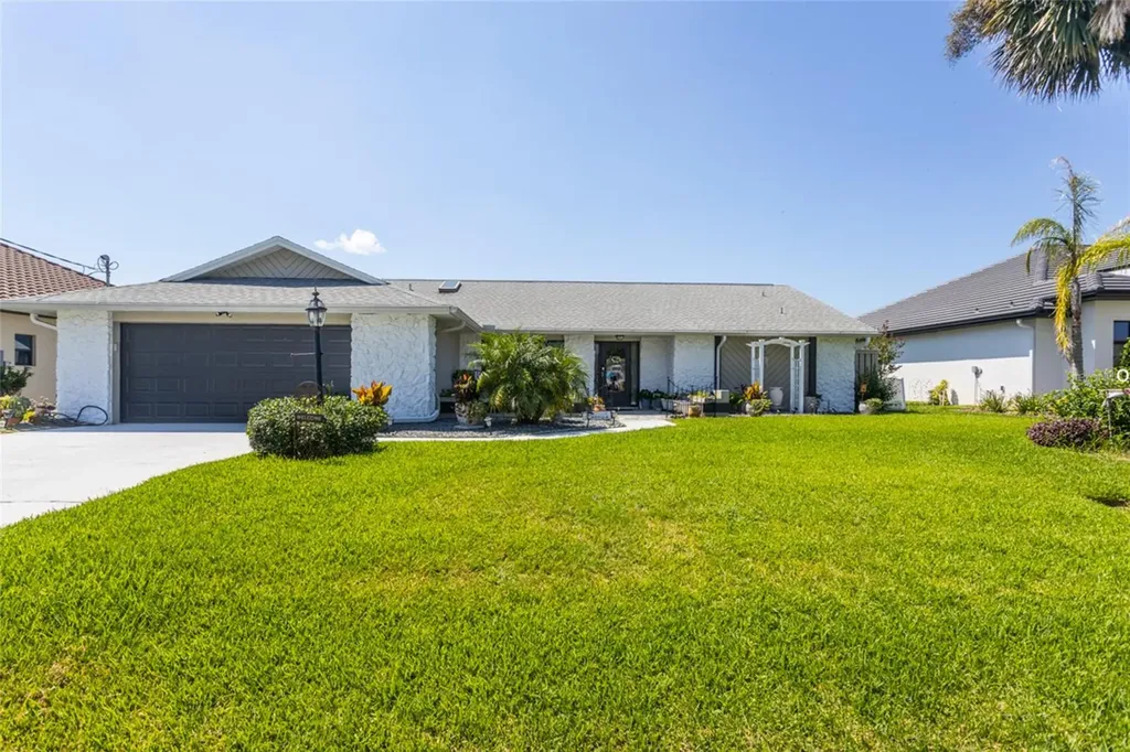 14 Flametree Court Palm Coast FL 32137