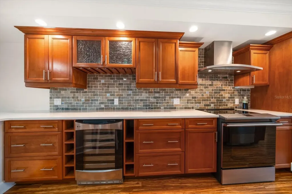 119 Marina Del Rey Court Clearwater Beach FL 33767