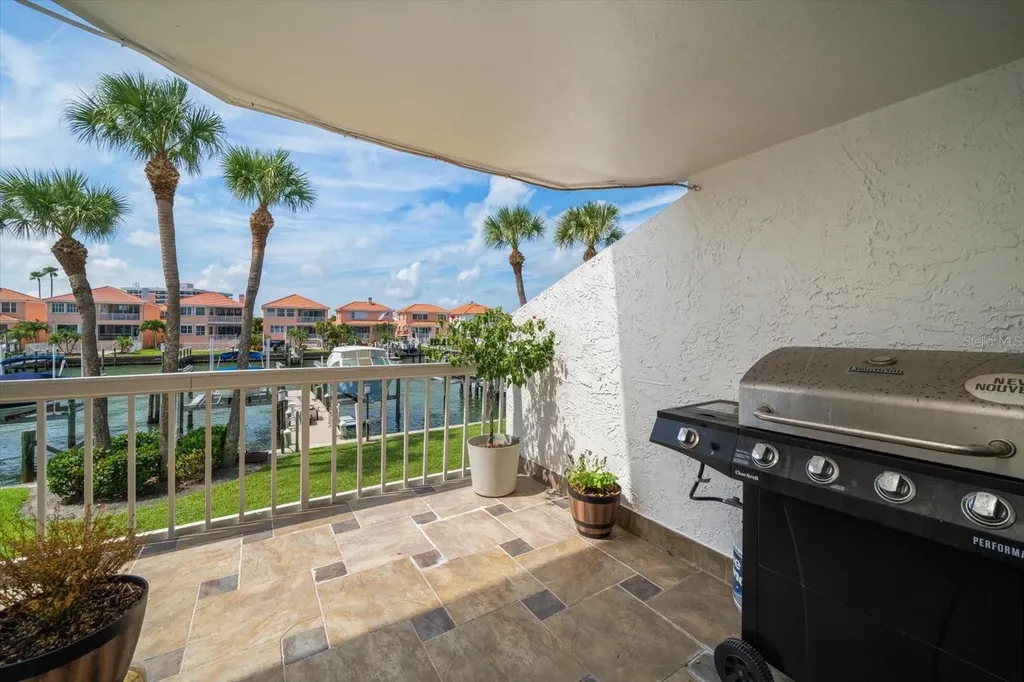 119 Marina Del Rey Court Clearwater Beach FL 33767