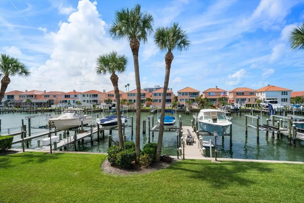 119 Marina Del Rey Court Clearwater Beach FL 33767