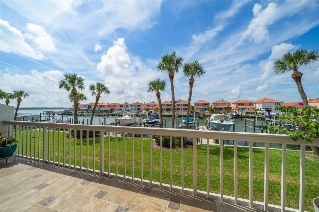 119 Marina Del Rey Court Clearwater Beach FL 33767