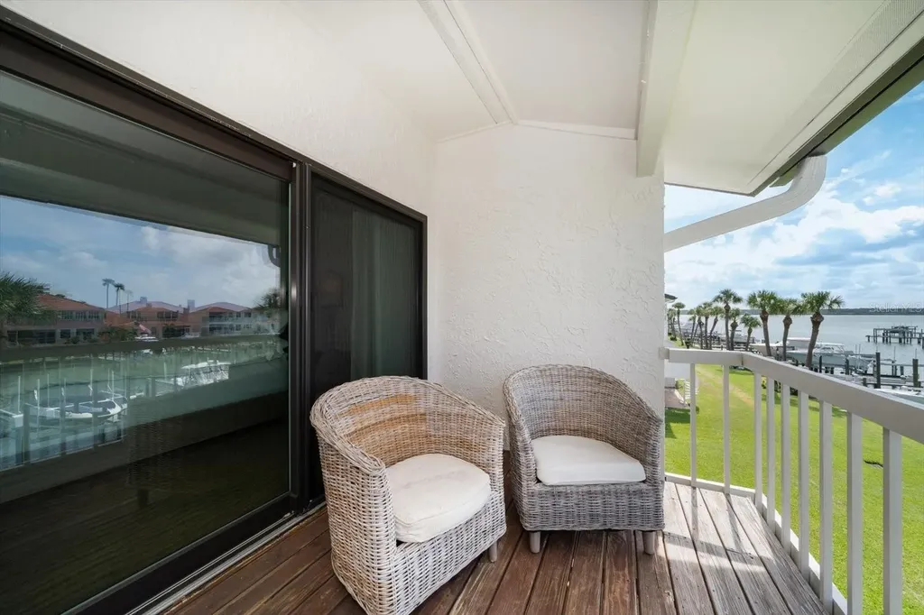 119 Marina Del Rey Court Clearwater Beach FL 33767