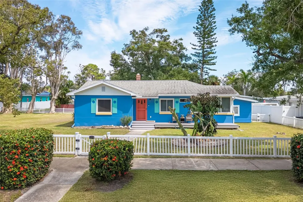 2800 Tifton Street S Gulfport FL 33711