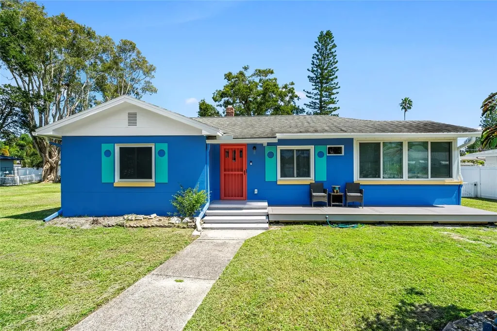 2800 Tifton Street S Gulfport FL 33711