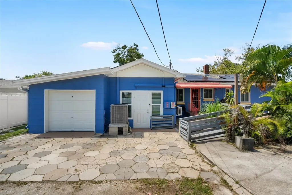 2800 Tifton Street S Gulfport FL 33711