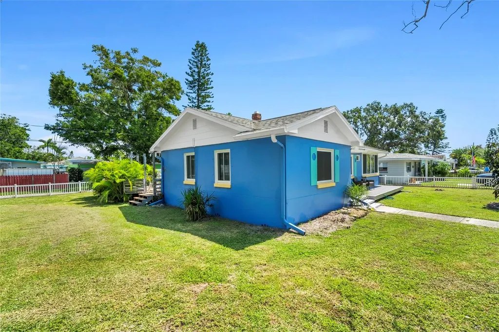 2800 Tifton Street S Gulfport FL 33711