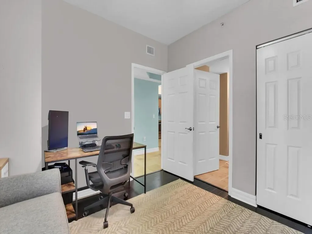 2797 1st Street Fort Myers FL 33916