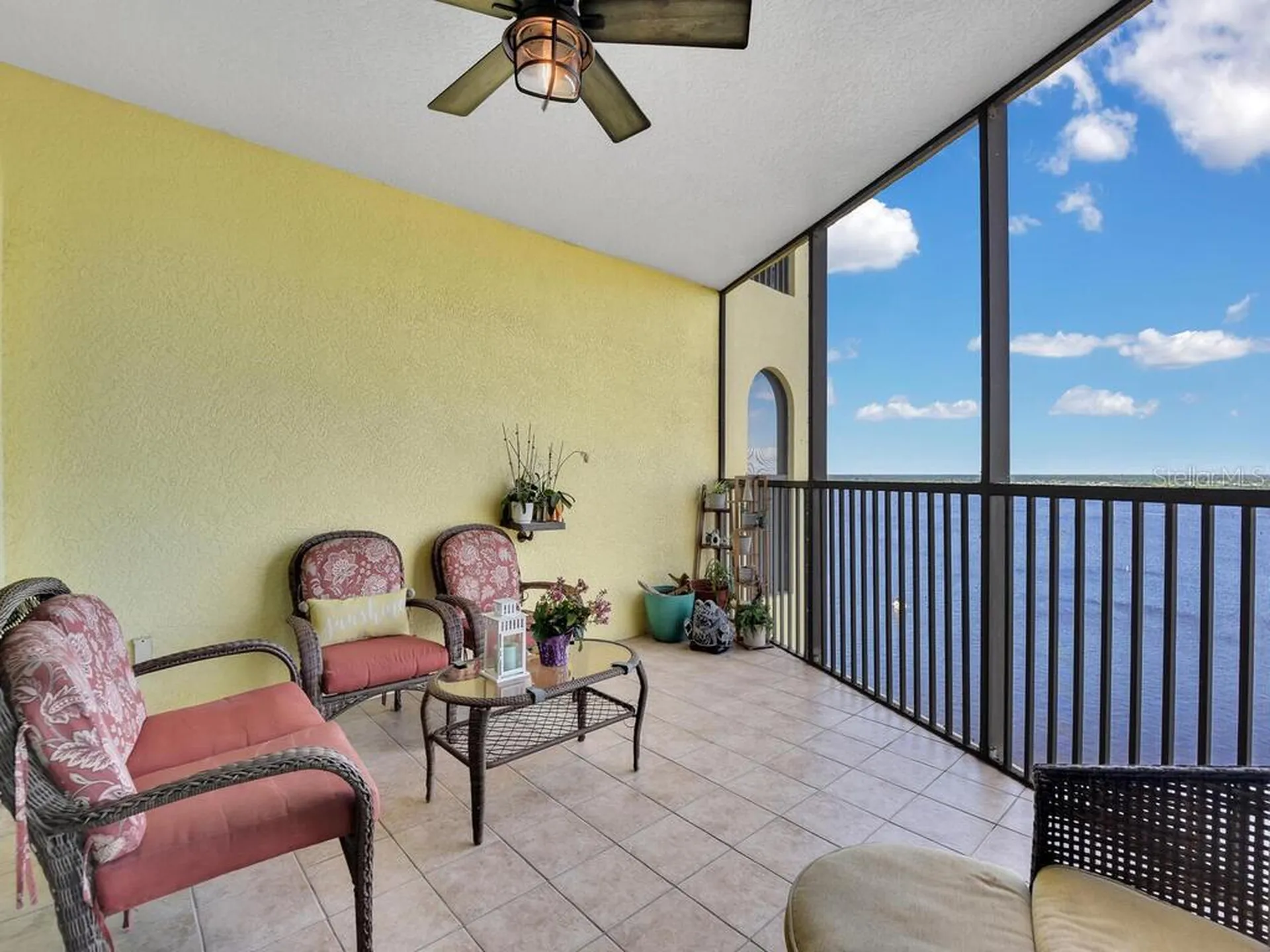 2797 1st Street Fort Myers FL 33916