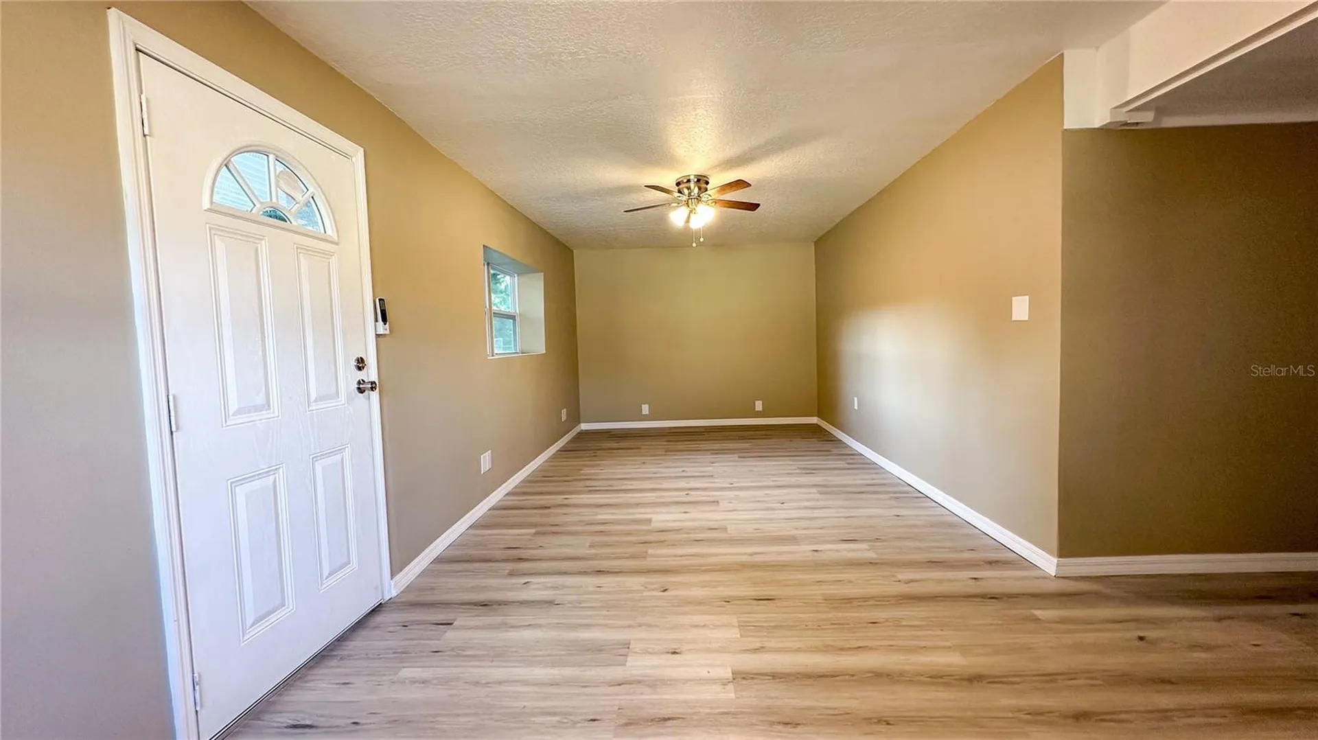 1118 Cr 440 Lake Panasoffkee FL 33538