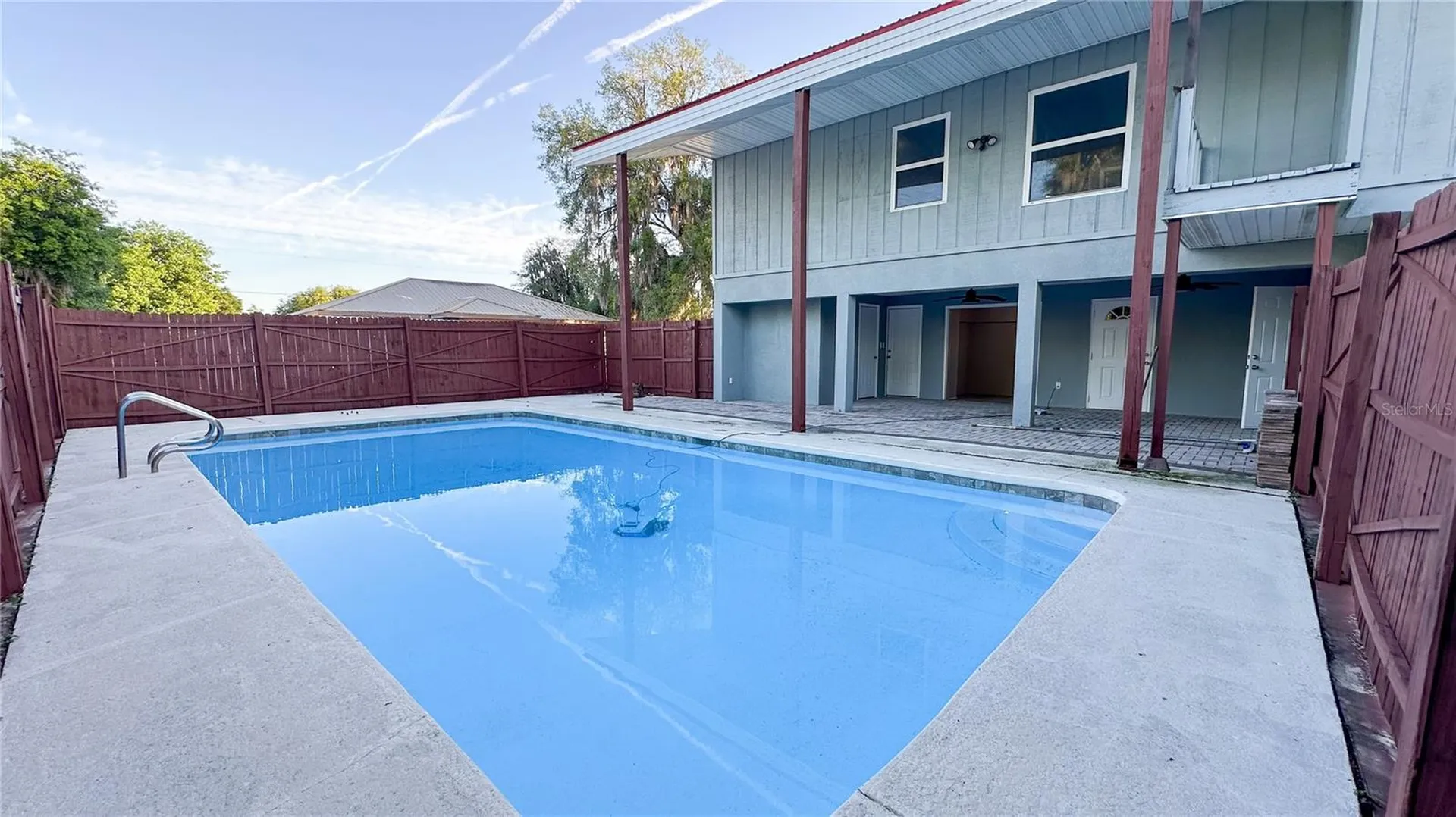 1118 Cr 440 Lake Panasoffkee FL 33538