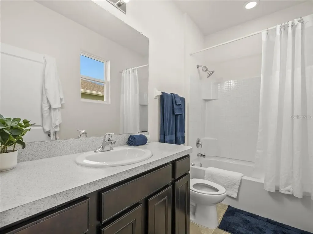 5715 Hevena Court Palmetto FL 34221