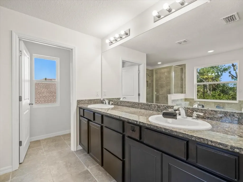 5715 Hevena Court Palmetto FL 34221