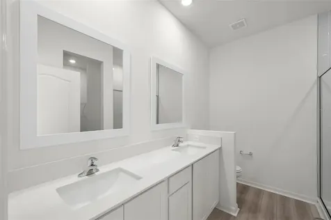 13288 Tula Loop Astatula FL 34705