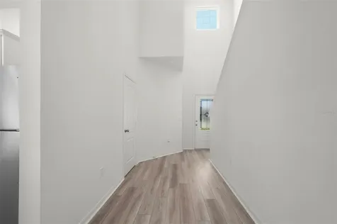 13288 Tula Loop Astatula FL 34705