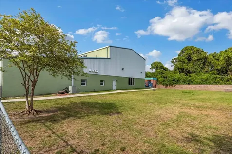 7633 131st Street Seminole FL 33776