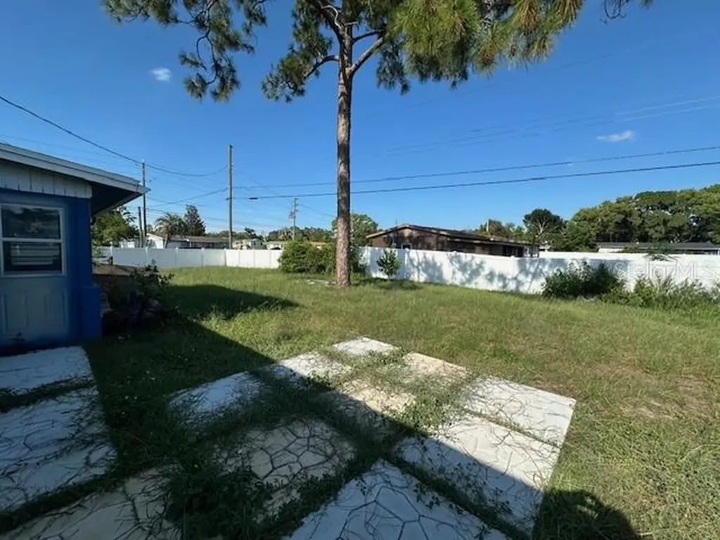 1347 W Wellington Drive Deltona FL 32725