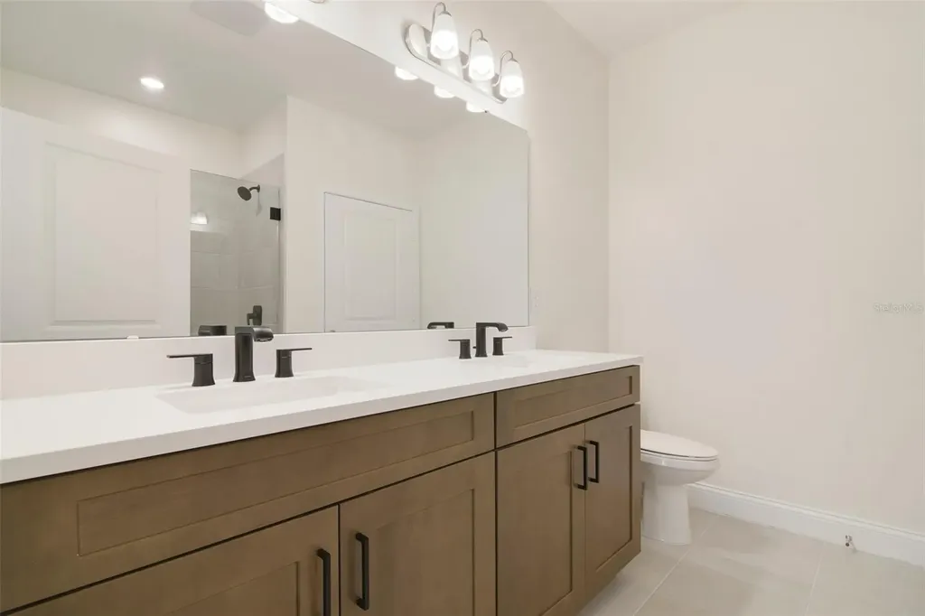 7557 Laureate Boulevard Orlando FL 32827
