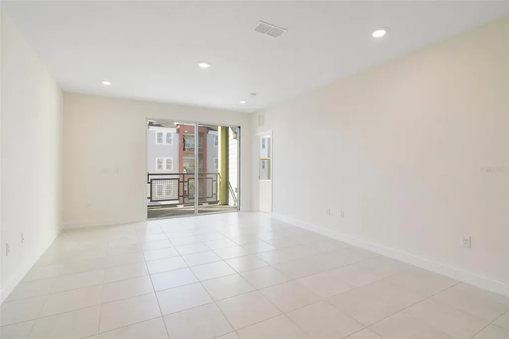 7557 Laureate Boulevard Orlando FL 32827