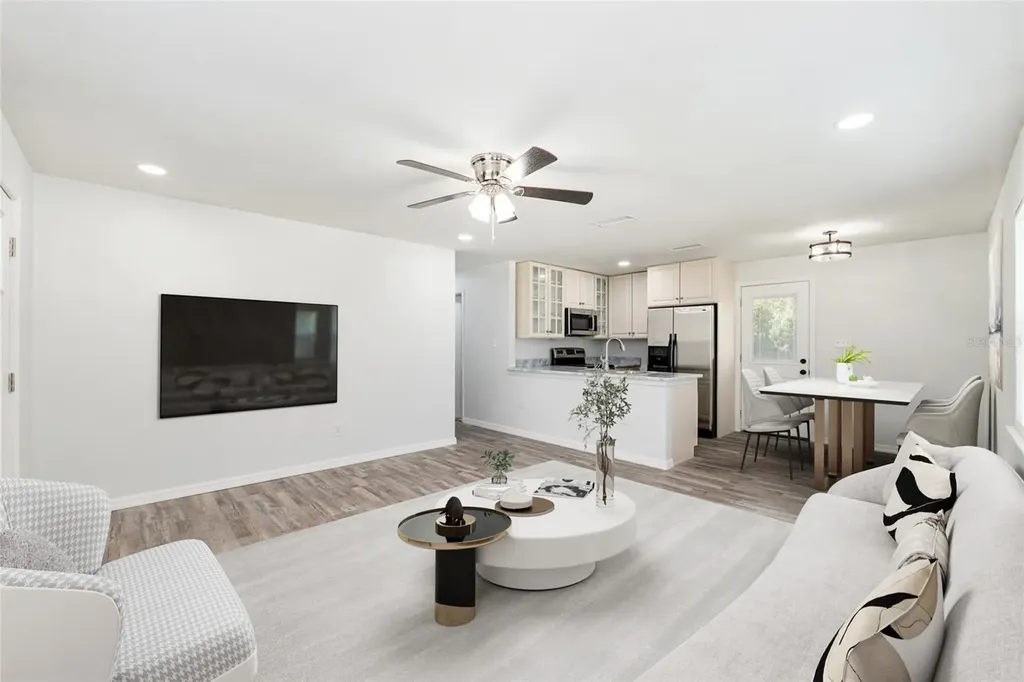 1522 SE 13th Place Gainesville FL 32641