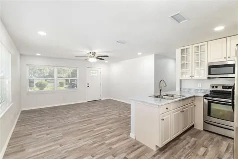 1522 SE 13th Place Gainesville FL 32641